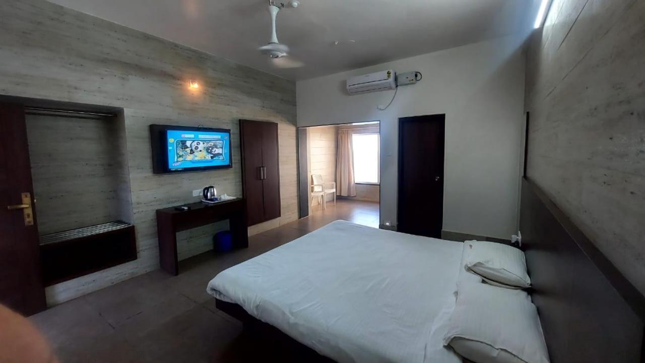 Rns Guest House Māvalli 외부 사진